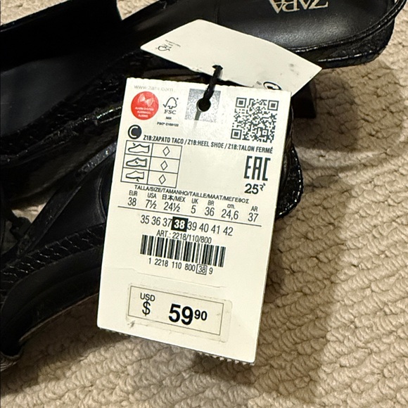 Zara Black and Gold Heels - Picture 4 of 5